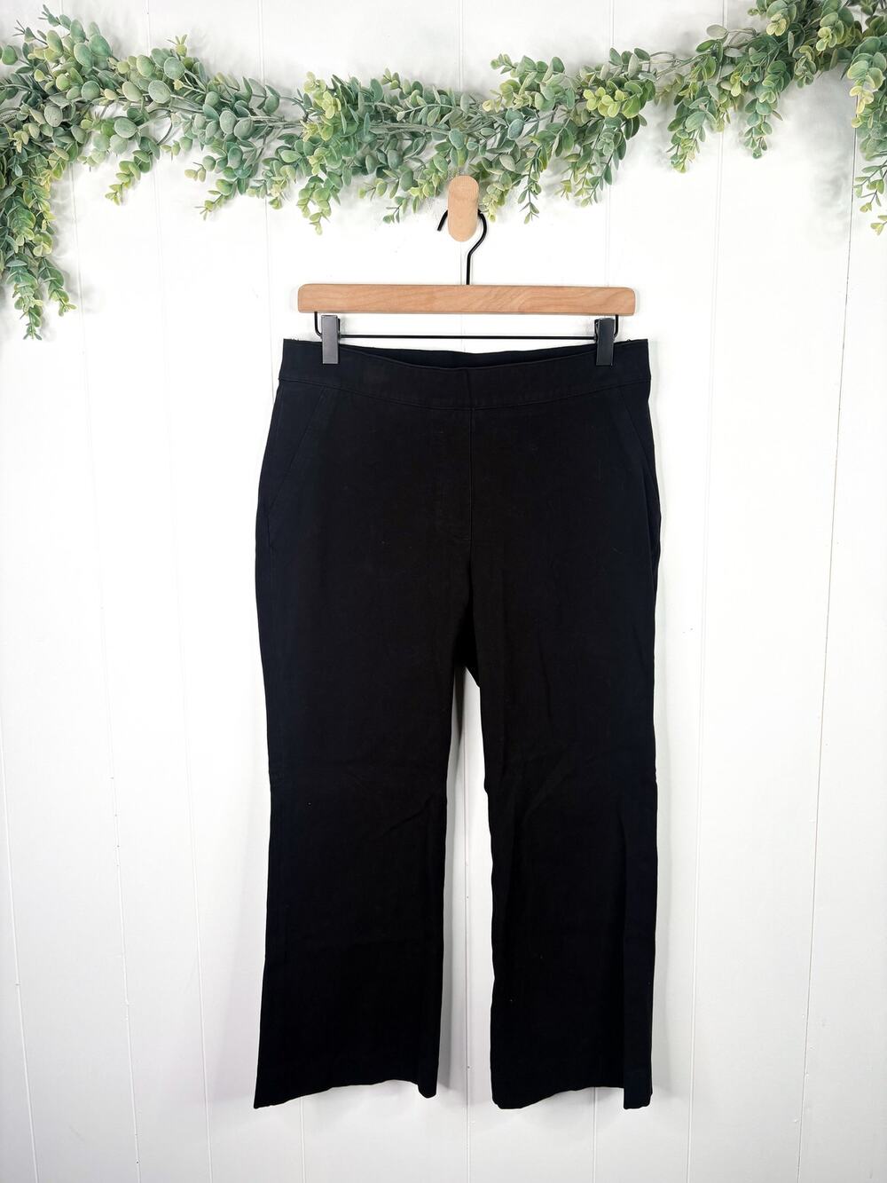 SPANX Black Polished Kick Flare Pull On Cropped Pants Medium 20367Q